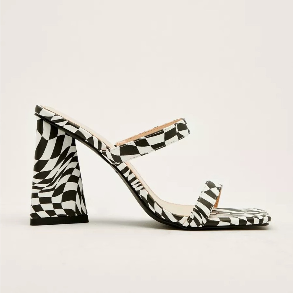 New Nasty Gal Checkerboard Heeled Strap Mules Size 8